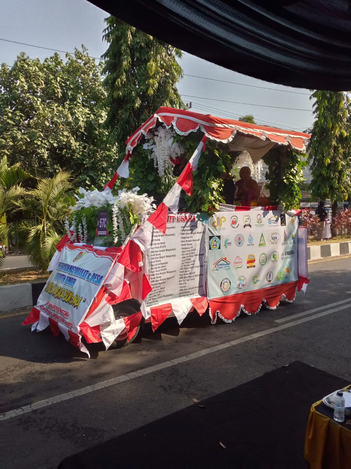 Gambar KARNAVAL BUDAYA DAN PAWAI MOBIL HIAS TAHUN 2023